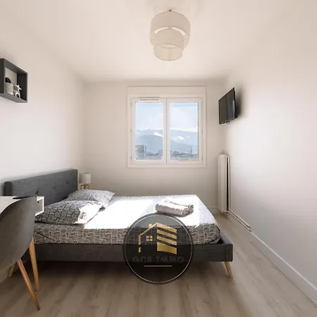 Lesdiguieres 3 Bedrooms Parking Apartment Grenoble