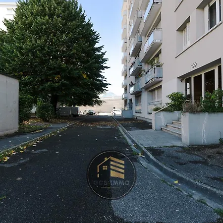 Lesdiguieres 3 Bedrooms Parking