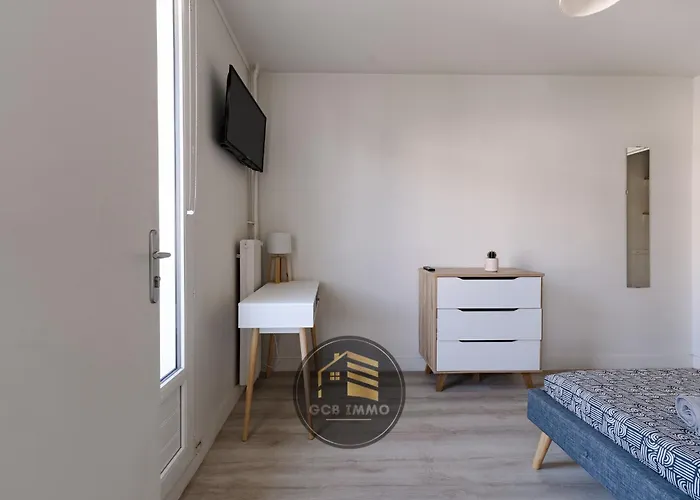 Lesdiguieres 3 Bedrooms Parking Гренобль